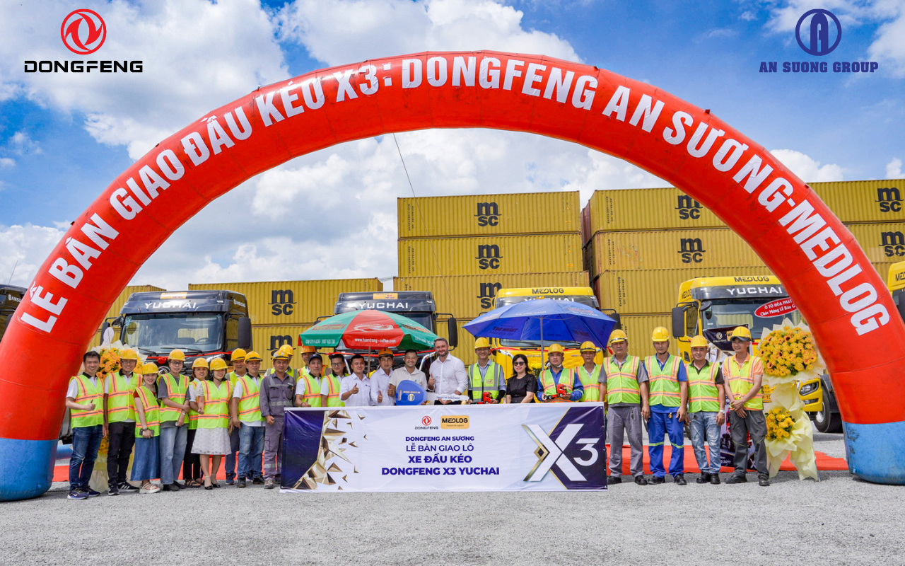 Bàn giao 10 xe đầu kéo Dongfeng X3 290HP cho MEDLOG LOGISTICS