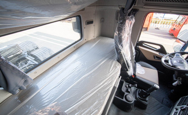 Nội thất trong cabin Dongfeng X7